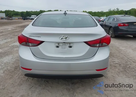 2016 Hyundai Elantra Value Edition z USA, uszkodzony, nr VIN 5NPDH4AE2GH670190
